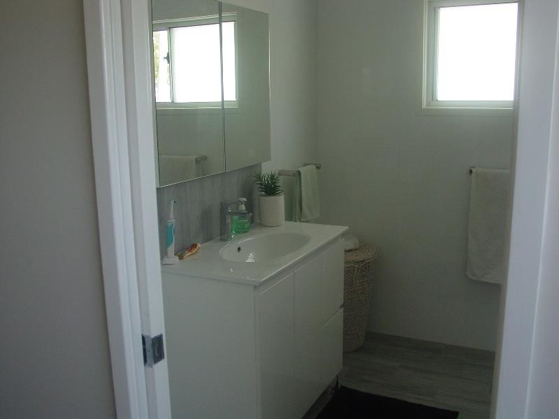 17 Yimbala Street, Killarney Vale NSW 2261