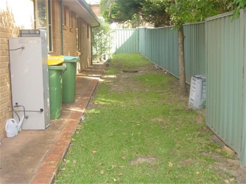 1/10a Mawson Drive, Killarney Vale NSW 2261