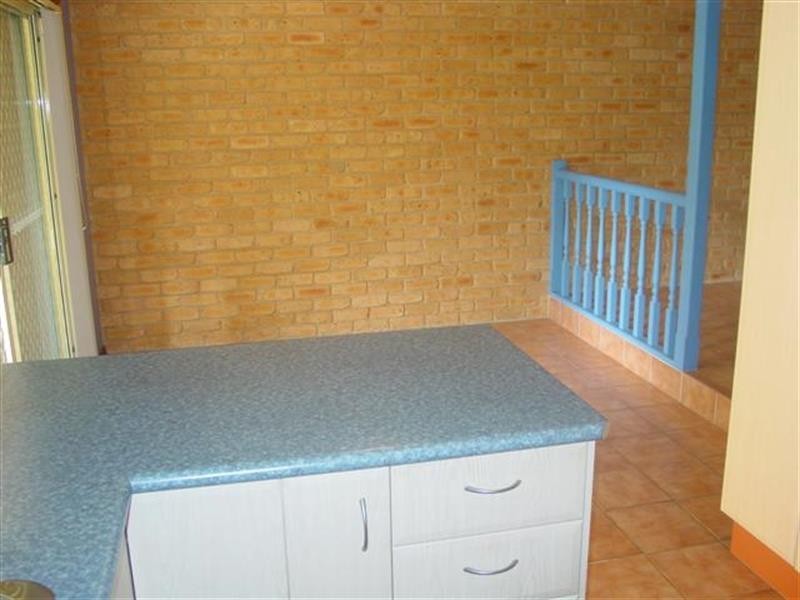 1/10a Mawson Drive, Killarney Vale NSW 2261