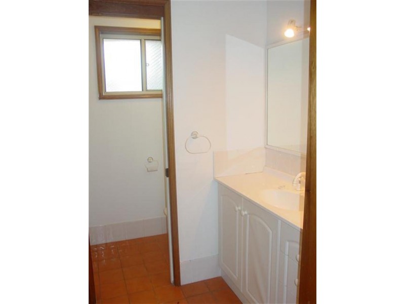 1/10a Mawson Drive, Killarney Vale NSW 2261