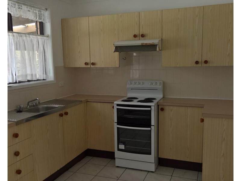 19 Gwydir Street, Bateau Bay NSW 2261