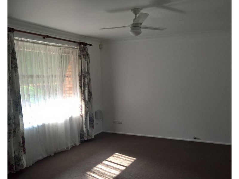 19 Gwydir Street, Bateau Bay NSW 2261