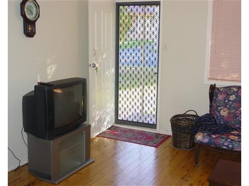 4 Farrar Road, Killarney Vale NSW 2261