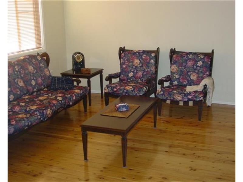 4 Farrar Road, Killarney Vale NSW 2261