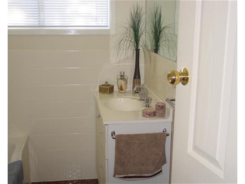 4 Farrar Road, Killarney Vale NSW 2261