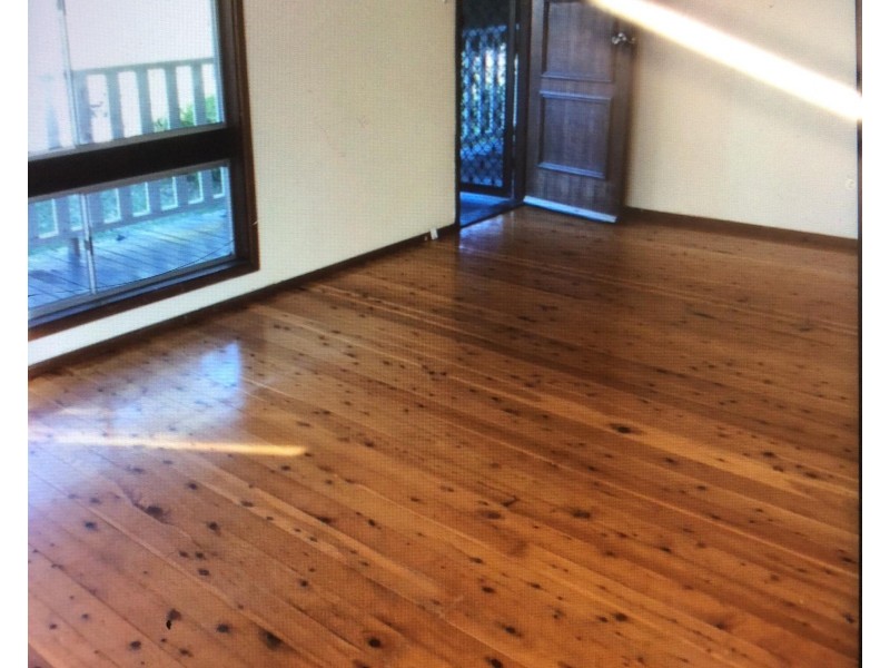 31 rays Road, Bateau Bay NSW 2261