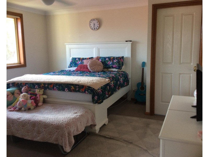 31 Ferndale Street, Killarney Vale NSW 2261