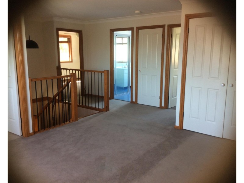 31 Ferndale Street, Killarney Vale NSW 2261