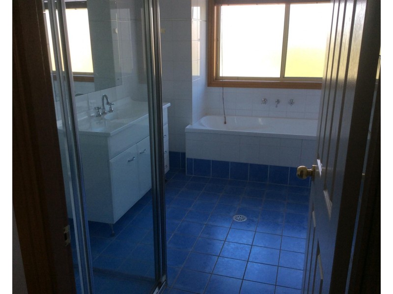 31 Ferndale Street, Killarney Vale NSW 2261