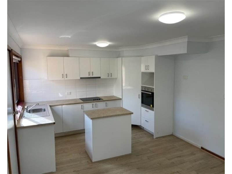 141 Kerry Crescent, Berkeley Vale NSW 2261