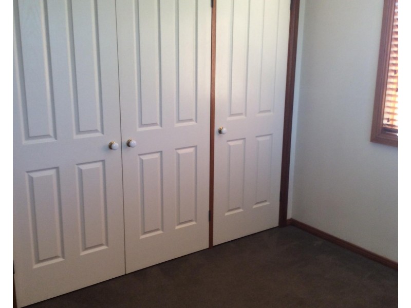 31 Ferndale Street, Killarney Vale NSW 2261