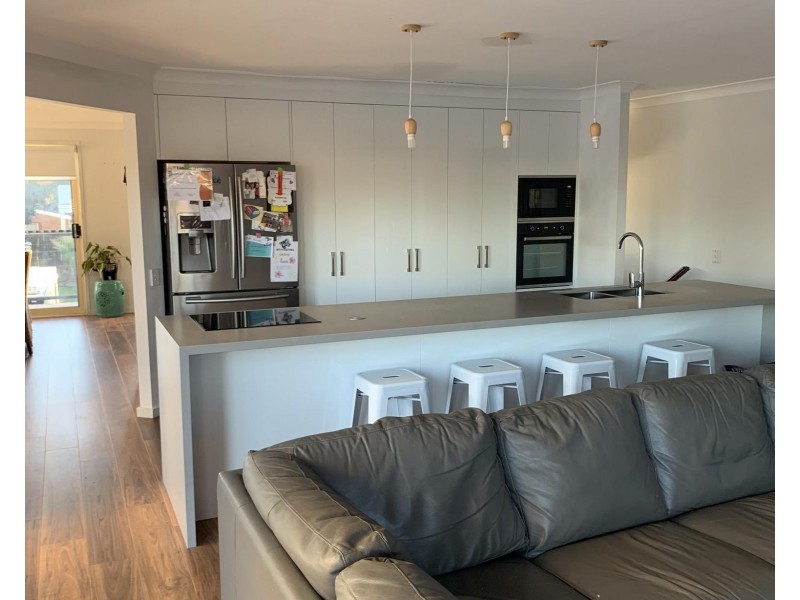 9 Manly Parade, The Entrance North NSW 2261