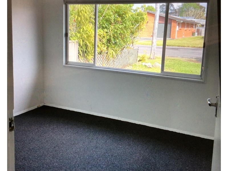 24 Bass Avenue, Killarney Vale NSW 2261