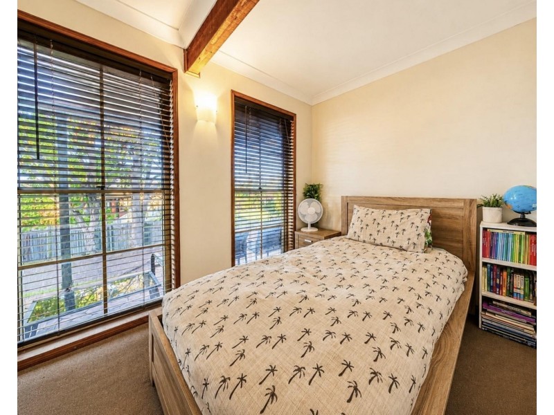 43B Margherita Avenue, Bateau Bay NSW 2261