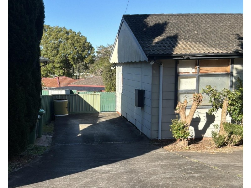 30 Angus Avenue, Wyoming NSW 2250