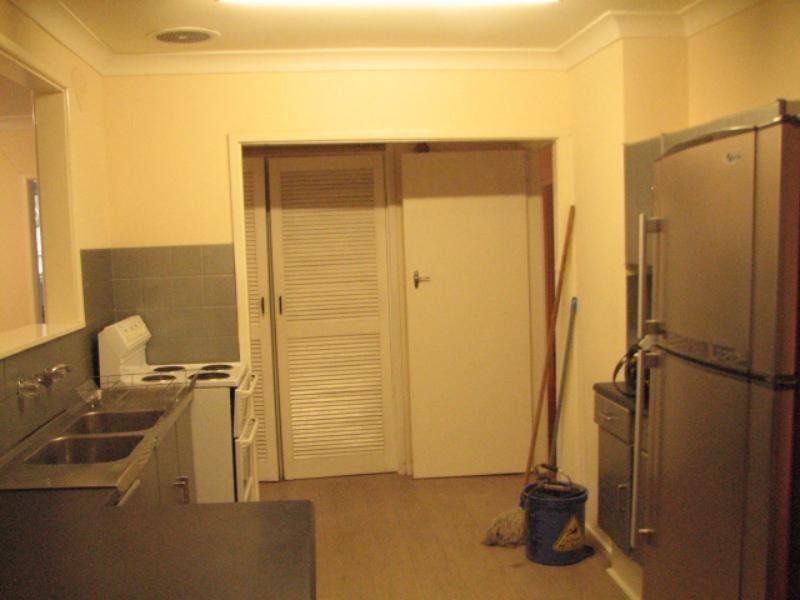 14 kareela Ave, Penrith NSW 2750