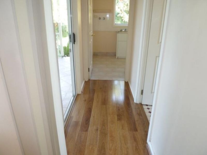 21 Bonds  Rd, Roselands NSW 2196