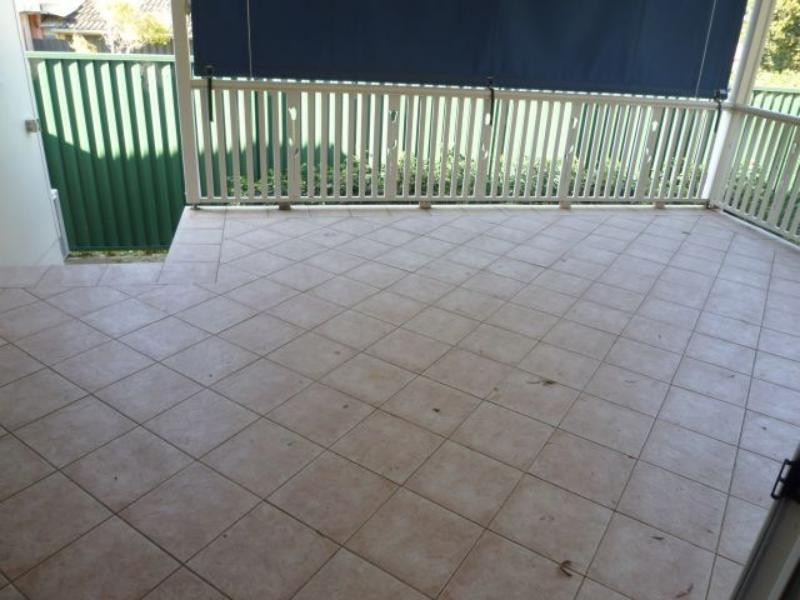 21 Bonds  Rd, Roselands NSW 2196