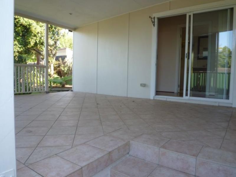 21 Bonds  Rd, Roselands NSW 2196