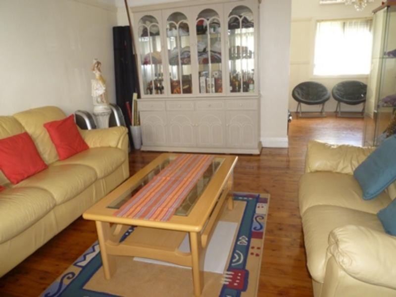 10 EDGE St, Wiley Park NSW 2195