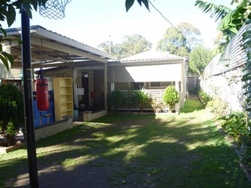 10 EDGE St, Wiley Park NSW 2195