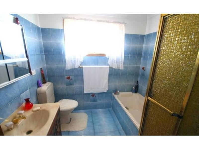 54 AUSTRALIA St, St Marys NSW 2760