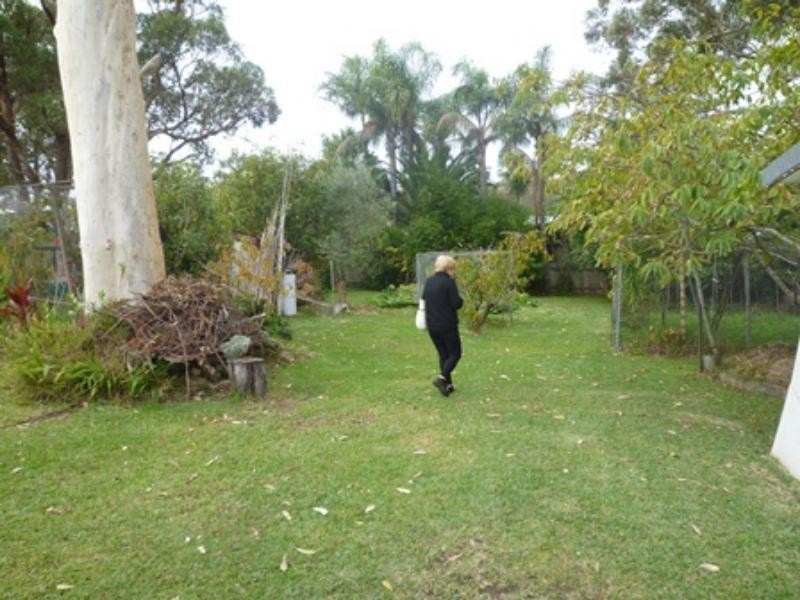 16 HIGH St, Erowal Bay NSW 2540