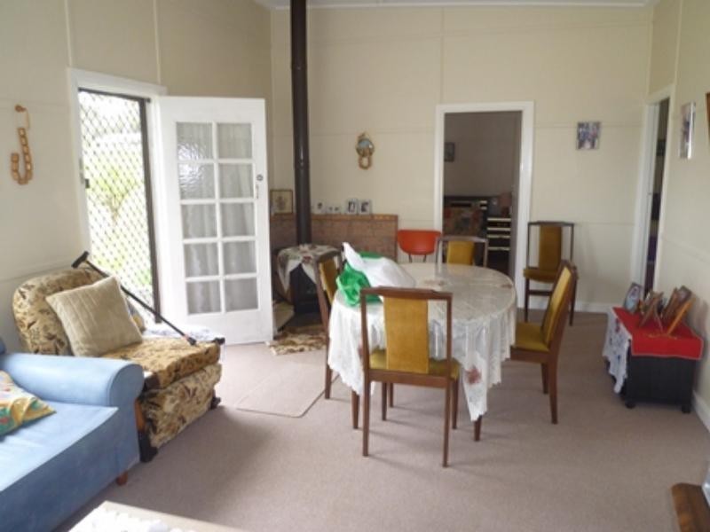 16 HIGH St, Erowal Bay NSW 2540