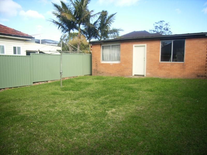210 Clyde St, South Granville NSW 2142