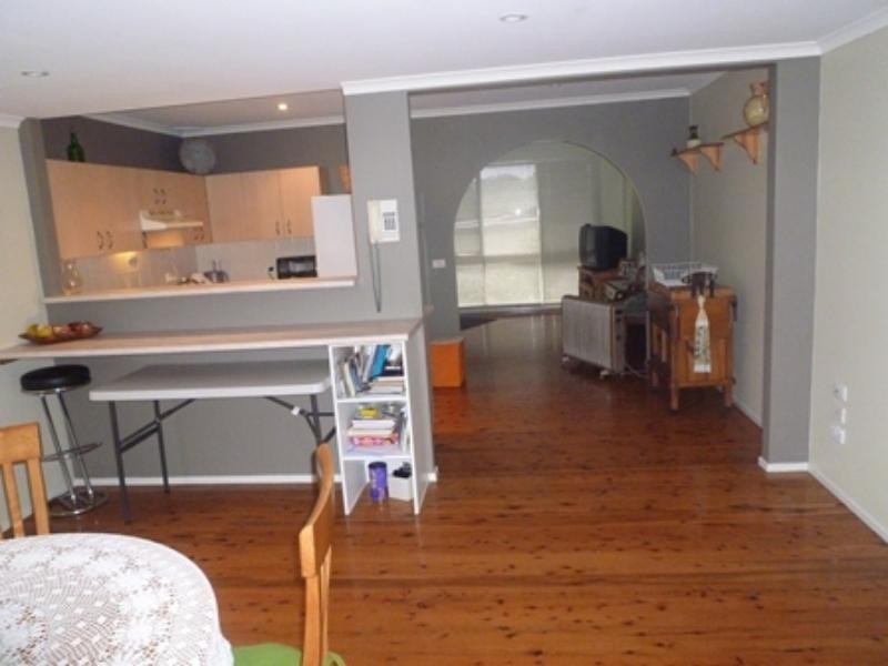 14 Sierra  Ave, Bateau Bay NSW 2261