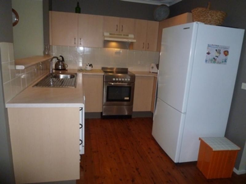 14 Sierra  Ave, Bateau Bay NSW 2261