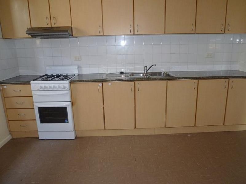 2/16 Patrick  St, Hurstville NSW 2220