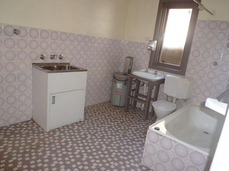 2/16 Patrick  St, Hurstville NSW 2220