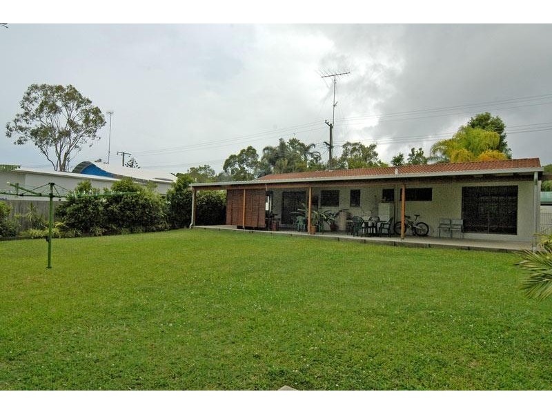 16 Sunset Dr, Noosa Heads QLD 4567