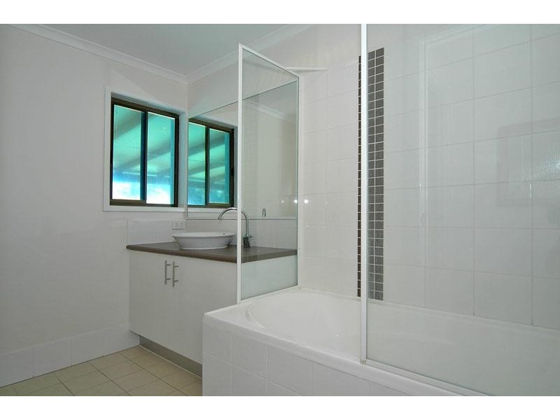 16 Sunset Dr, Noosa Heads QLD 4567