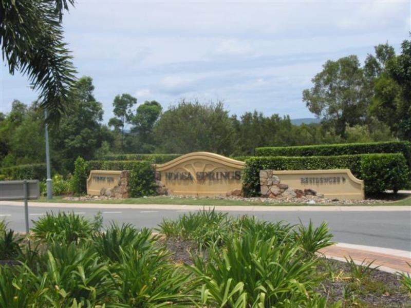 159/61 Noosa Springs  Dr, Noosa Heads QLD 4567