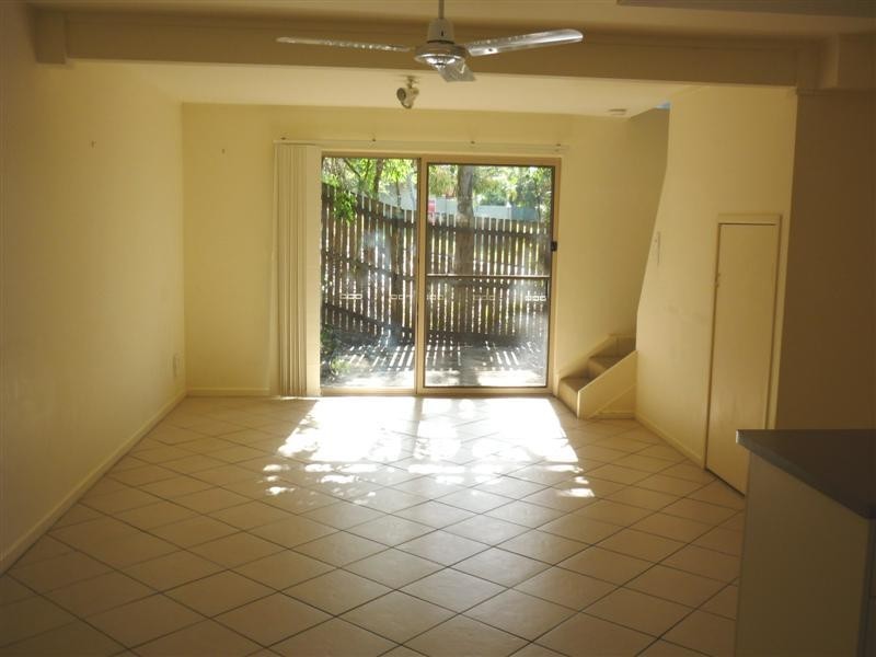 3/44-46 Orealla Cres, Sunrise Beach QLD 4567