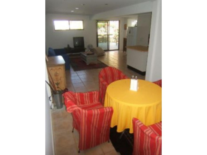1/11 Hill St, Sunshine Beach QLD 4567