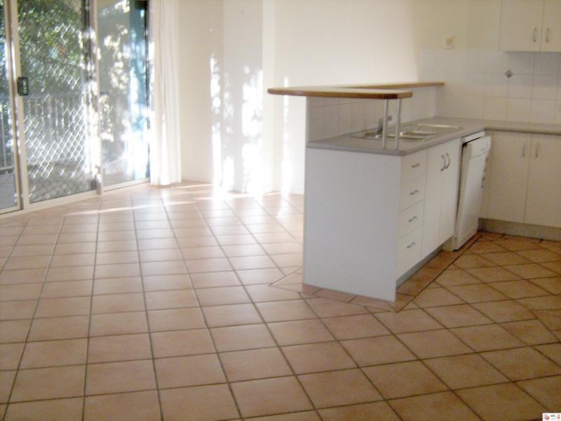 3/15 William St, Noosaville QLD 4566