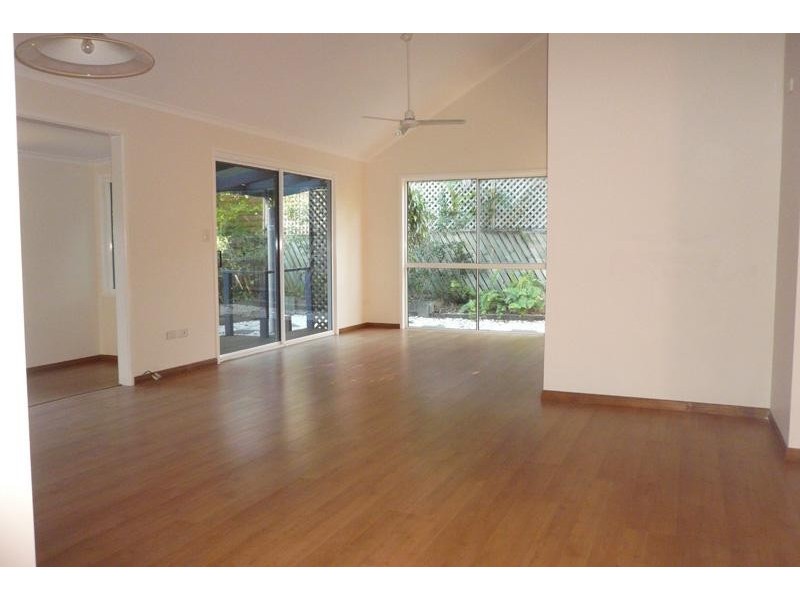 94 Pacific Ave, Sunshine Beach QLD 4567