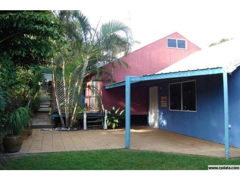 94 Pacific Ave, Sunshine Beach QLD 4567