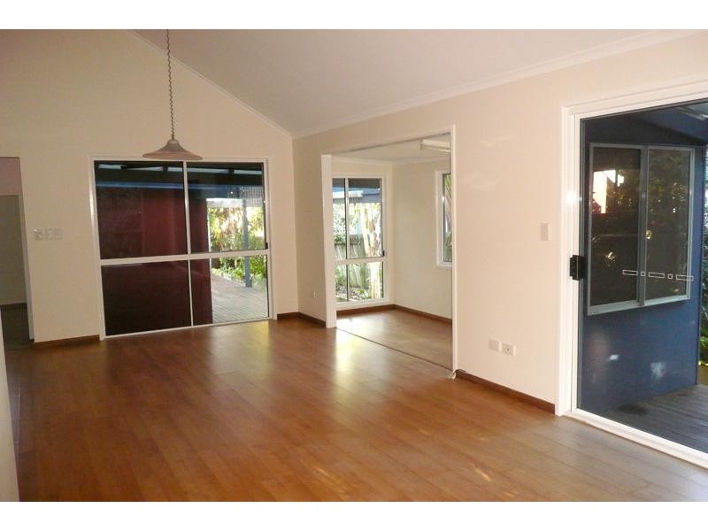 94 Pacific Ave, Sunshine Beach QLD 4567