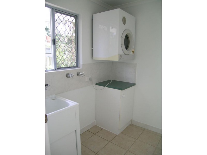 2/72 Southern Cross Pde, Sunrise Beach QLD 4567