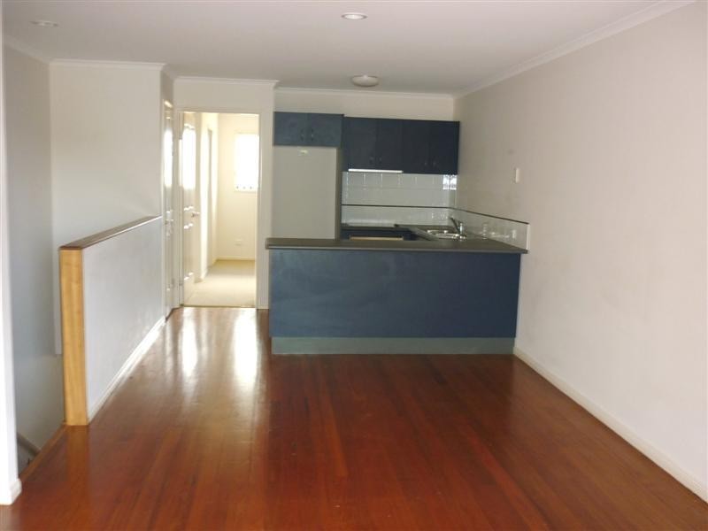 4/15 Advance Pl, Sunrise Beach QLD 4567
