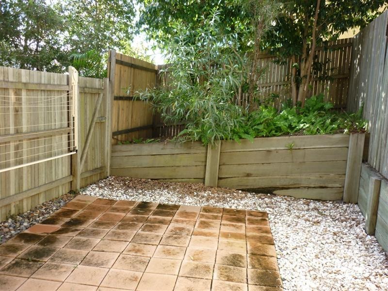 4/15 Advance Pl, Sunrise Beach QLD 4567