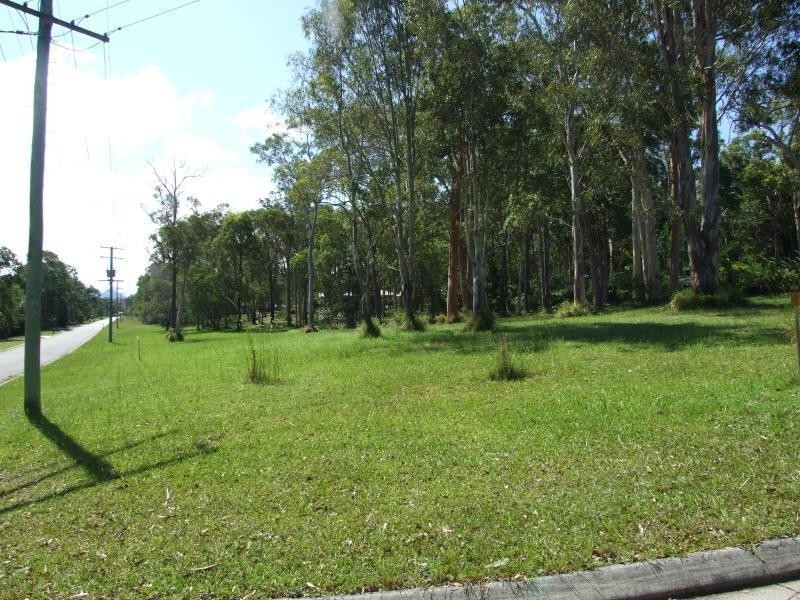 1 Lake Weyba  Dr, Weyba Downs QLD 4562