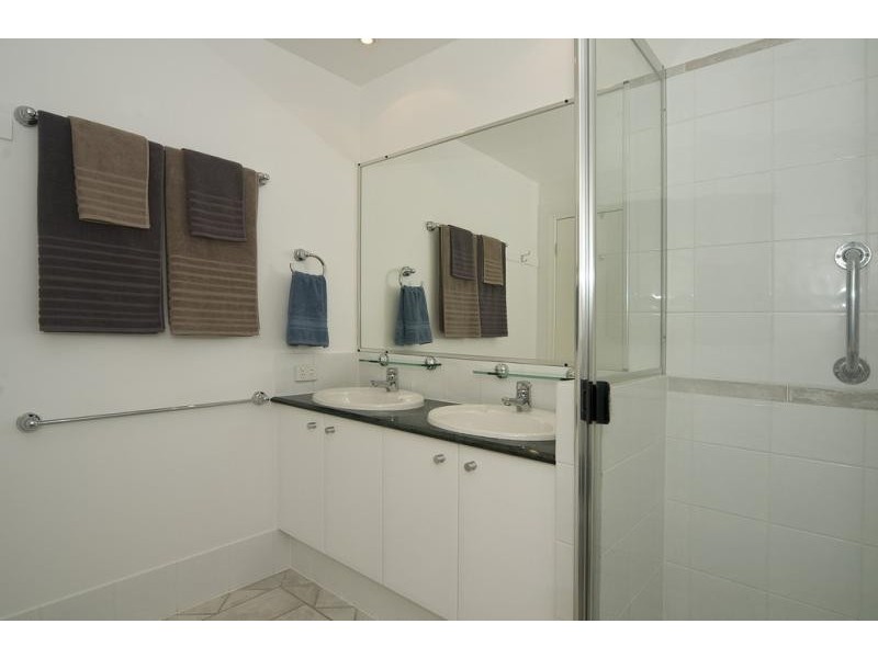 143 The Cascades 0, Noosa Springs QLD 4567