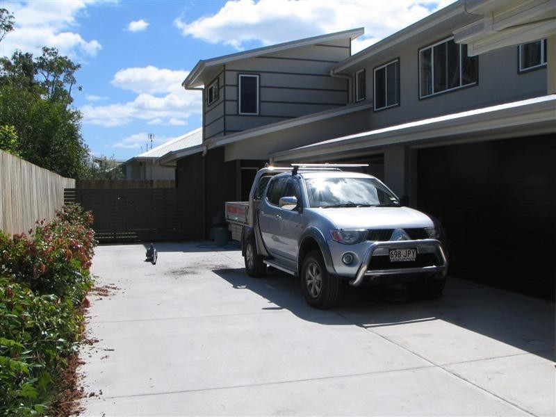 2/18 Sycamore St, Mudjimba QLD 4564