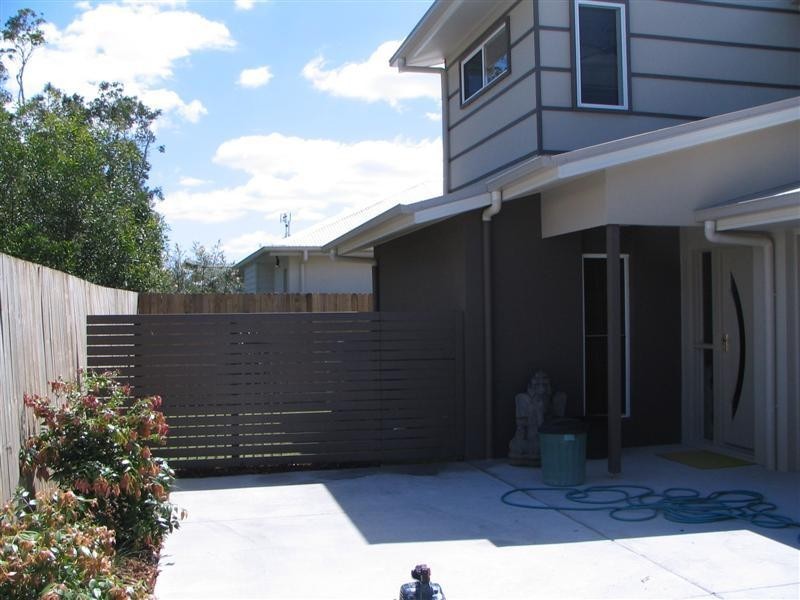 2/18 Sycamore St, Mudjimba QLD 4564