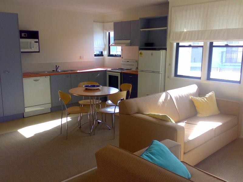 452/3 Hilton Tce, Noosaville QLD 4566
